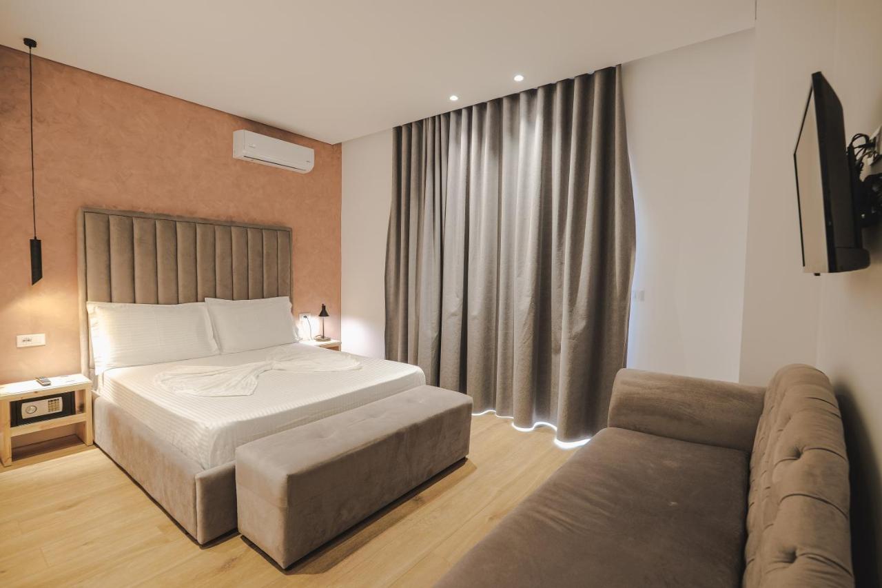 Luxury Villa Alisja Sarande With Private Beach מראה חיצוני תמונה