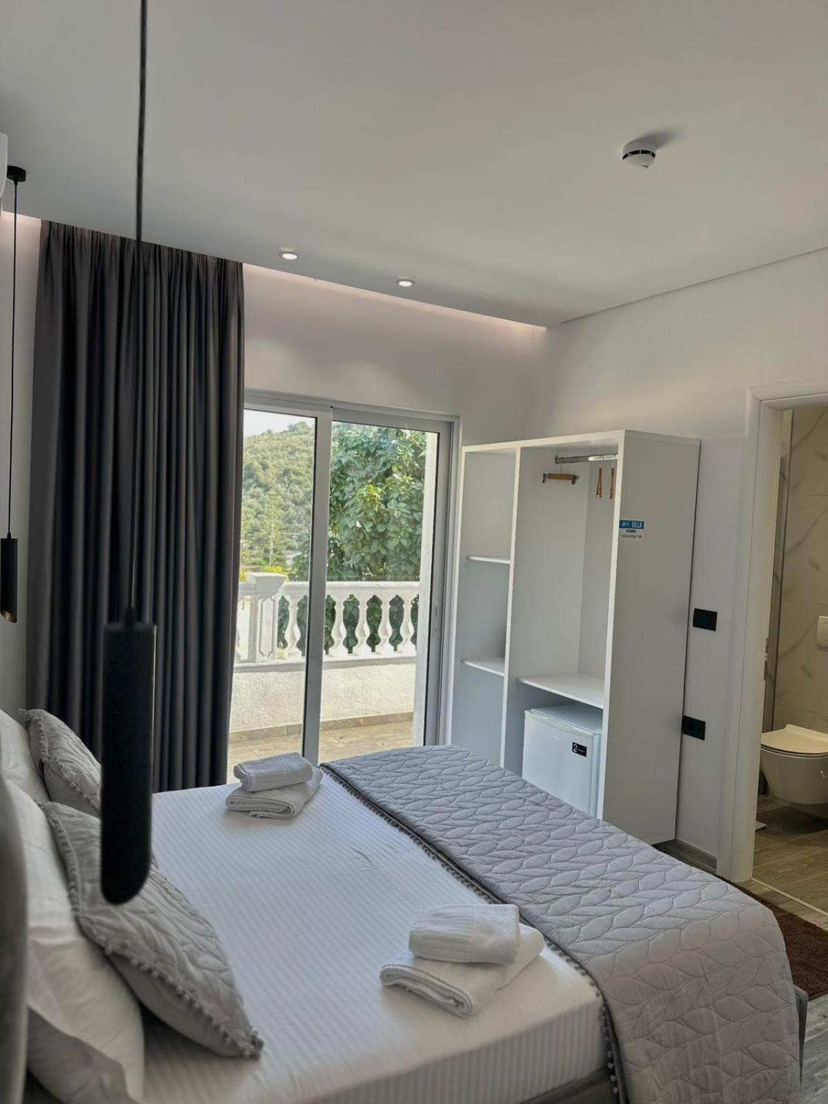 Luxury Villa Alisja Sarande With Private Beach מראה חיצוני תמונה