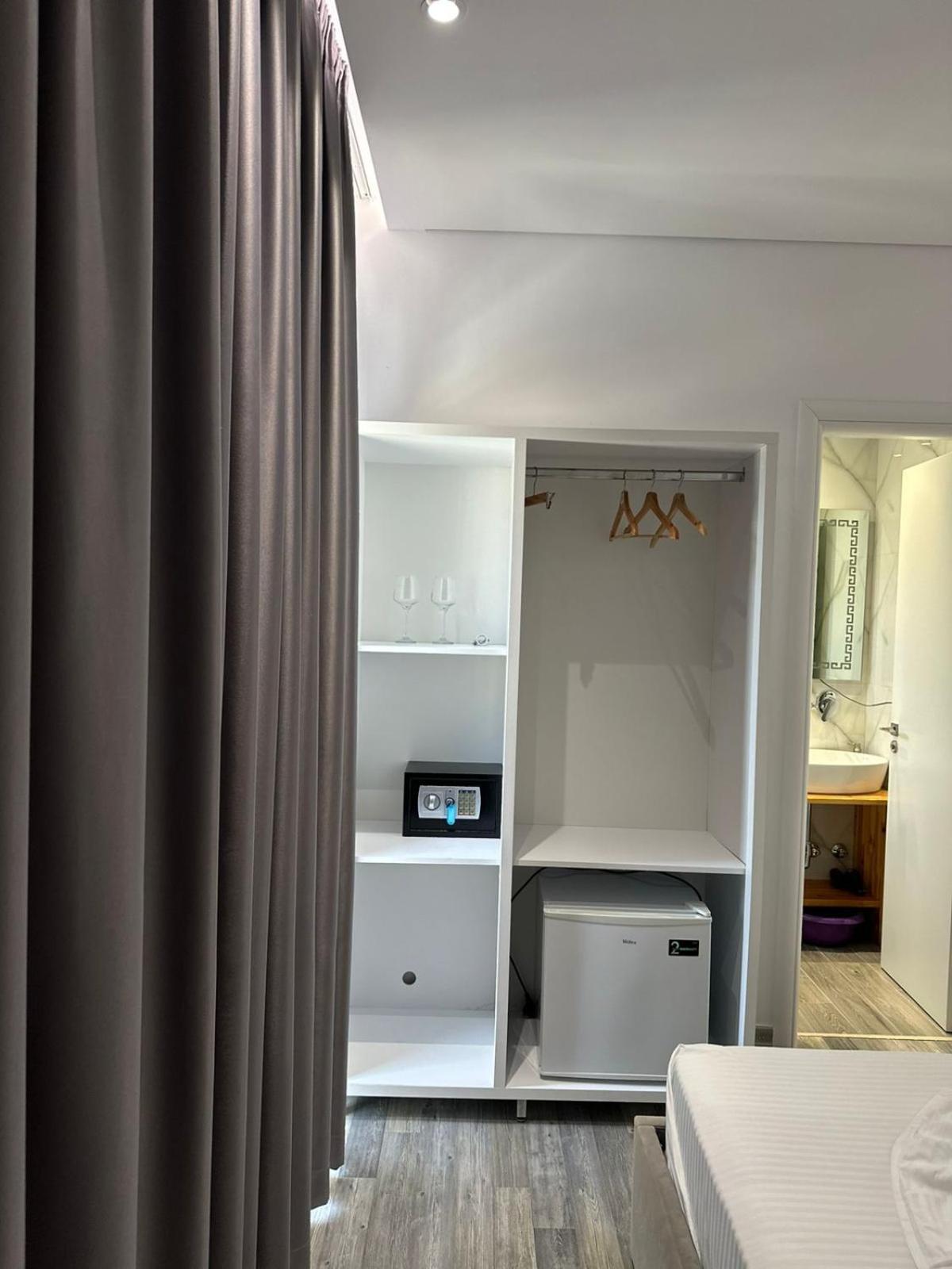 Luxury Villa Alisja Sarande With Private Beach מראה חיצוני תמונה