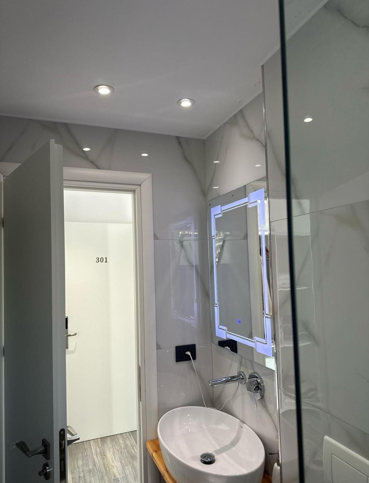 Luxury Villa Alisja Sarande With Private Beach מראה חיצוני תמונה
